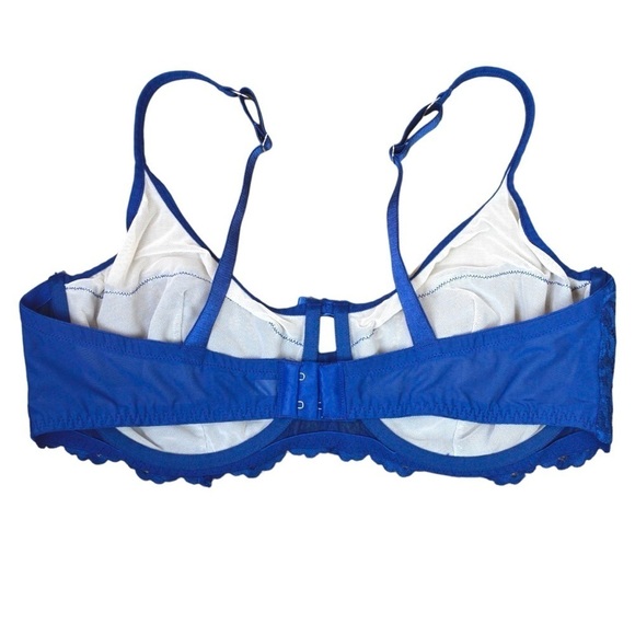 40DD Frederick’s‎ of Hollywood Lace Underwire Bra, Royal Blue - Picture 5 of 8